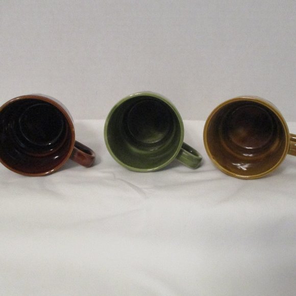 ***SOLD***   MCM Stackable Stoneware Coffee Mugs - Picture 3 of 6